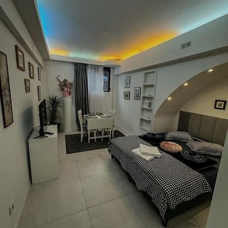 Happy Studio Calea Victoriei Bucharest Luaran gambar
